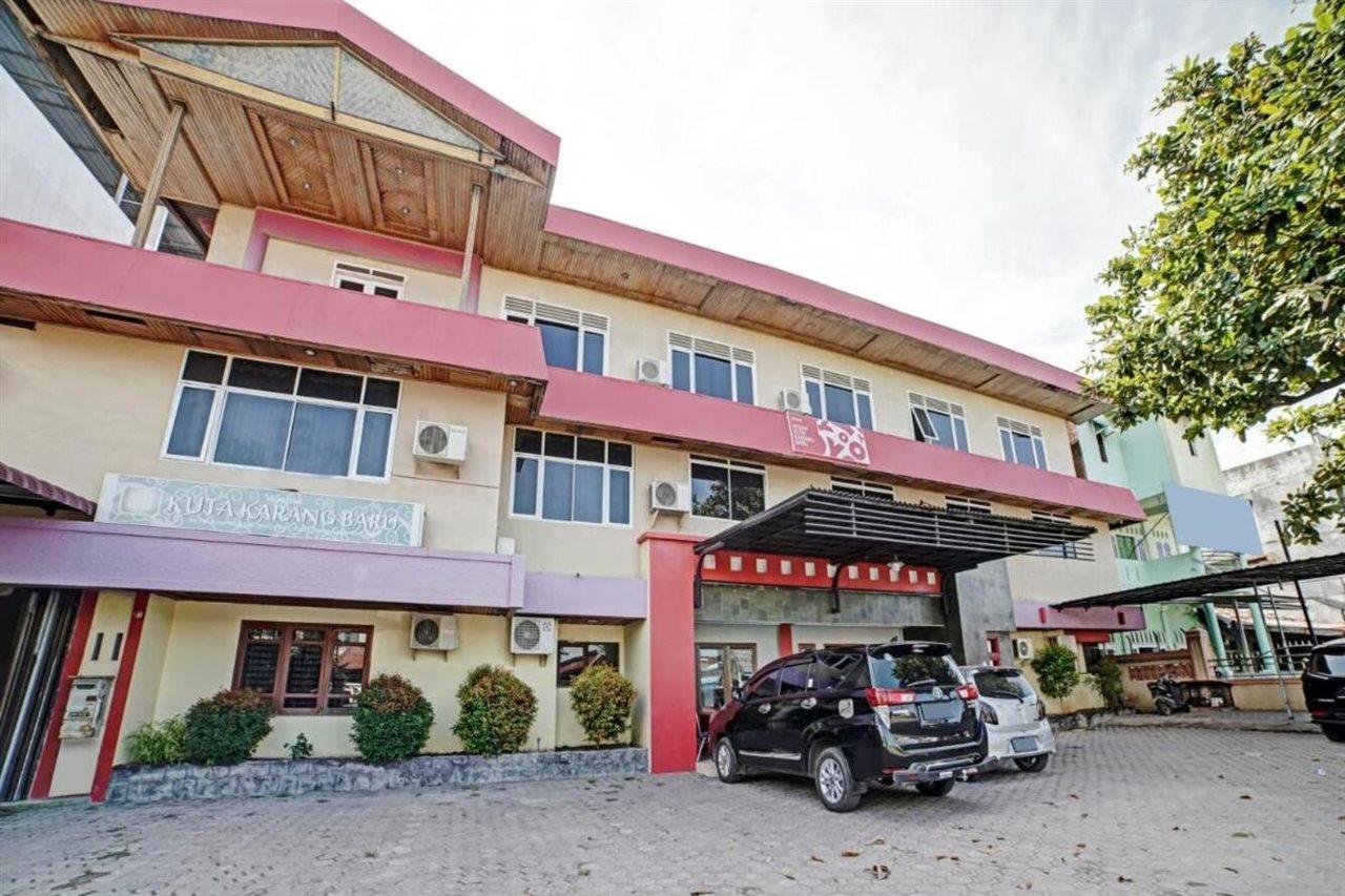 Oyo 90487 Wisma Kuta Karang Baru Hotel Lhokseumawe Exterior photo